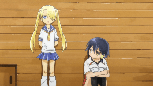 Komori-san wa Kotowarenai / Episode 4 / Megumi encouraging Komori