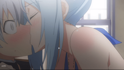 Saijaku Muhai no Bahamut / Episode 5 / Krulcifer making out with Lux after he protecting her the night before