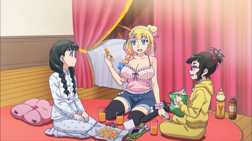Oshiete! Galko-chan / Episode 11 / Ojou, Galko, and Otako having fun at a slumber party with just the three of them