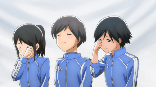 Tsuki ga Kirei / Episode 9 / Akane and her friends share their last lunch together